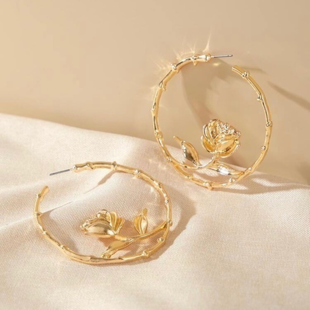 3/$30 💛 Rose Bamboo Hoop Earrings